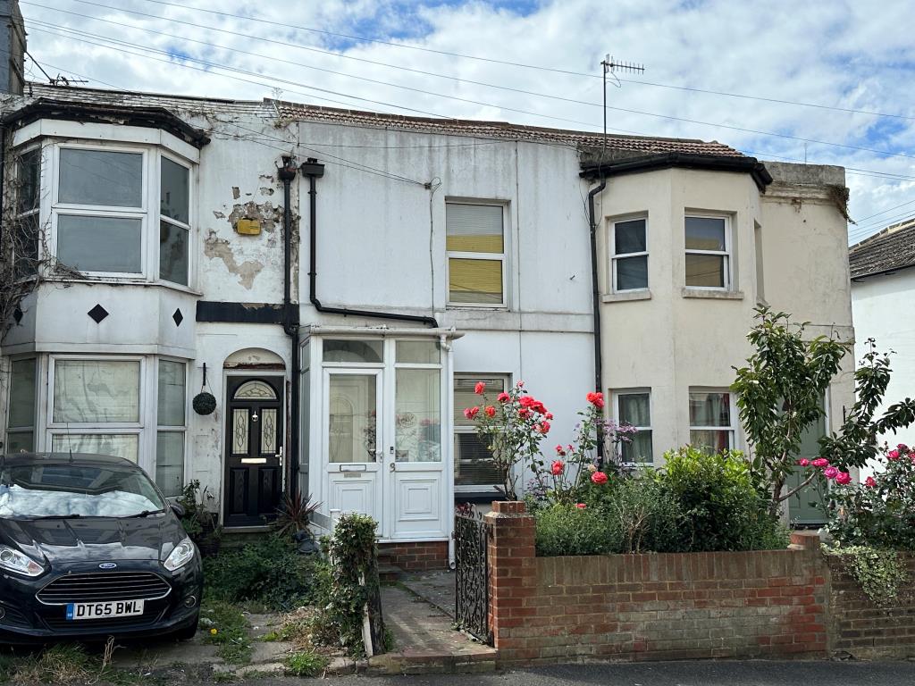 Lot: 77 - TWO-BEDROOM TERRACED HOUSE FOR REFURBISHMENT - External of mid terrace property with front garden